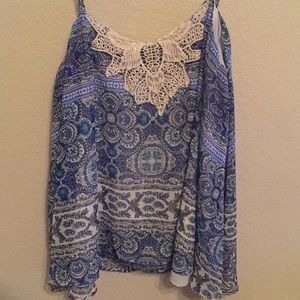 A tank top with sequence